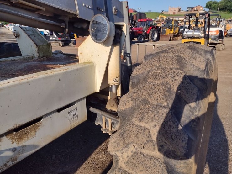 terex-th844c-image-27