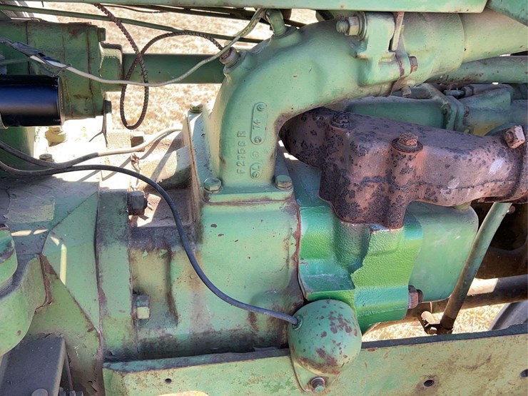 john-deere-720-image-24