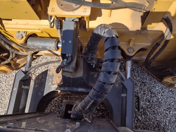 deere-700l-xlt-image-28