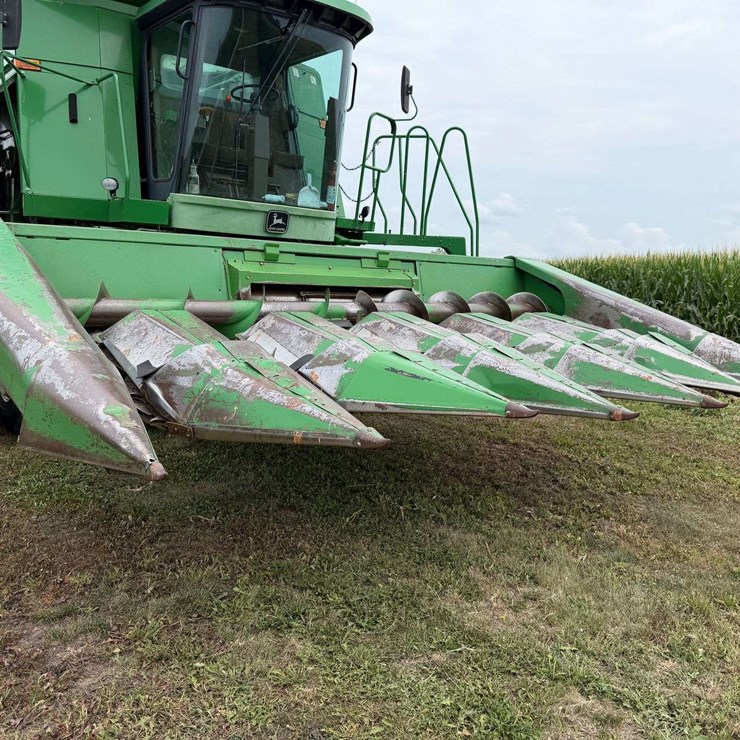 JOHN DEERE 643