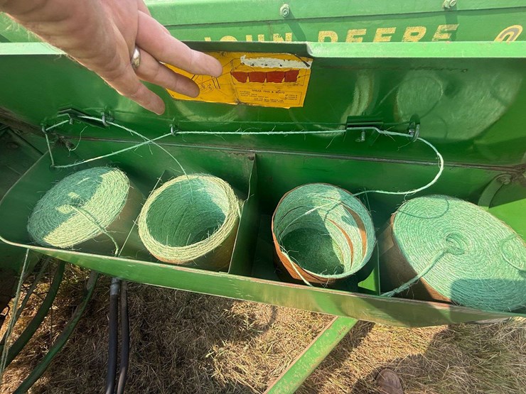john-deere-24t-image-13