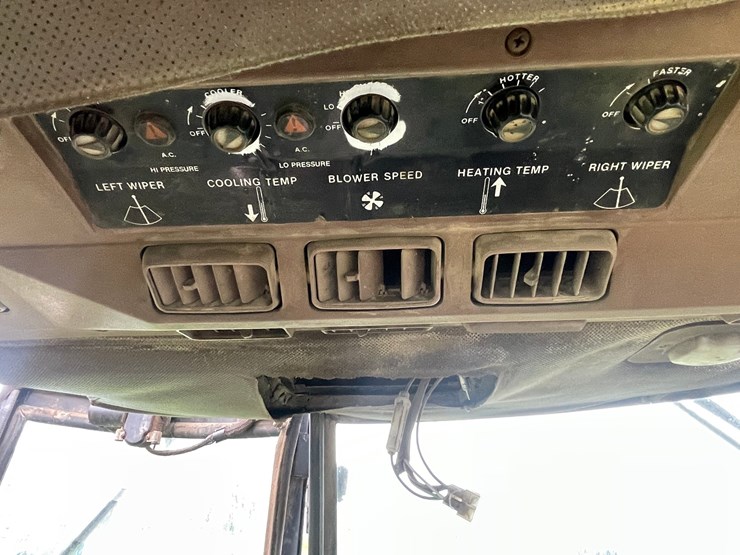 john-deere-8650-image-12