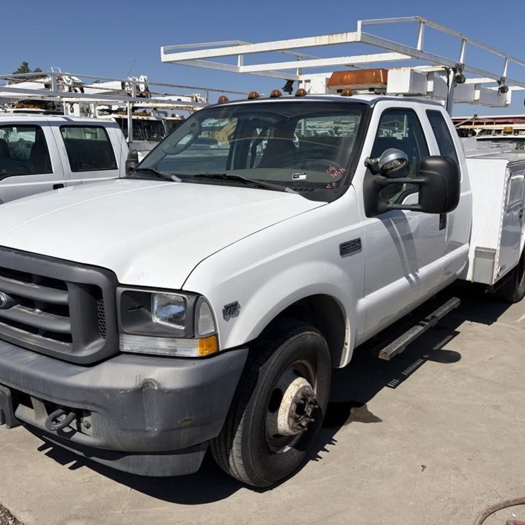 2004 FORD F350