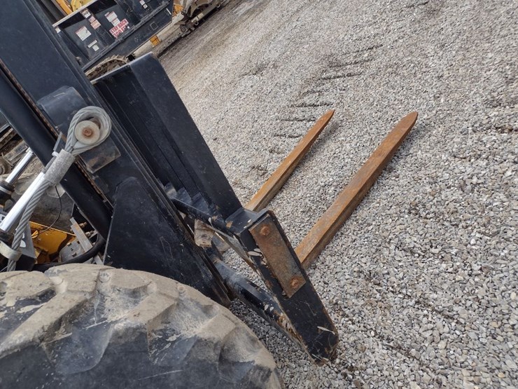 jcb-930-image-21