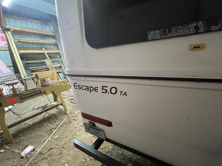 #7001-•-2018-escape-5.0-ta-5th-wheel-camper-(has-mn-title-in-dealy)-image-25