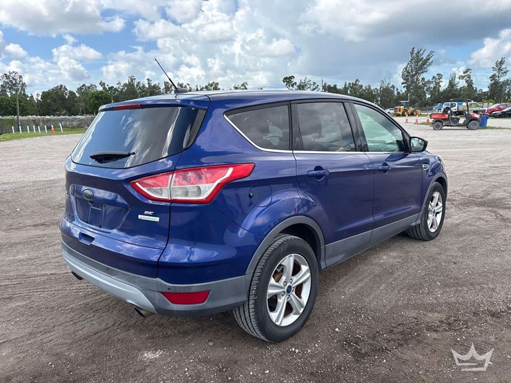 2014-ford-escape-image-2