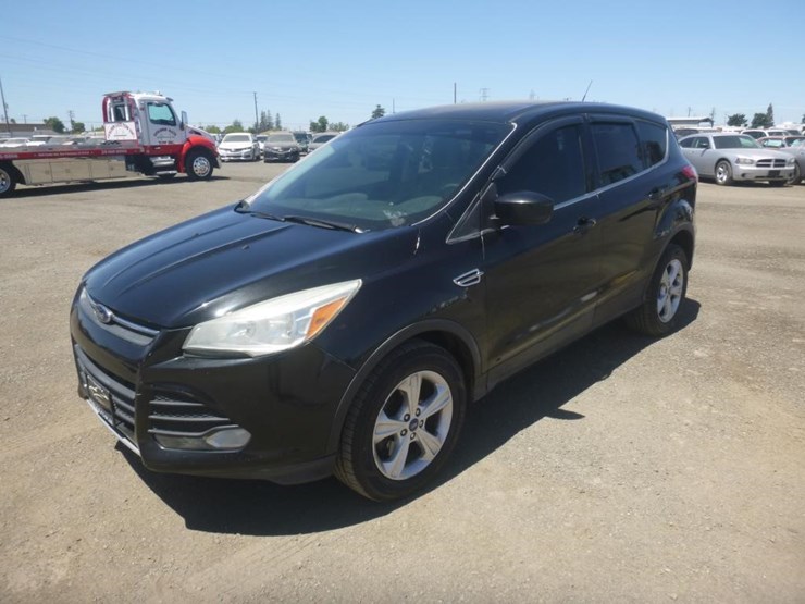 2014-ford-escape-image-1