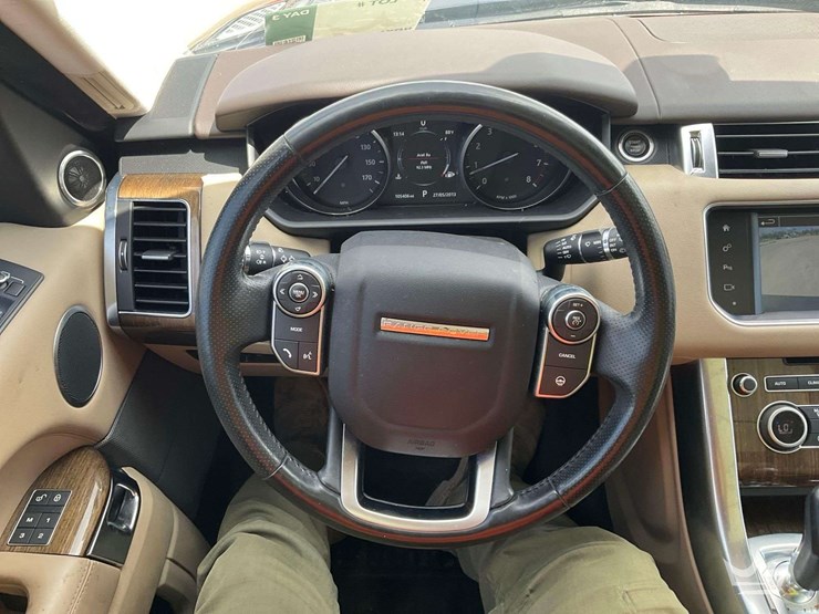 2016-land-rover-range-rover-image-16
