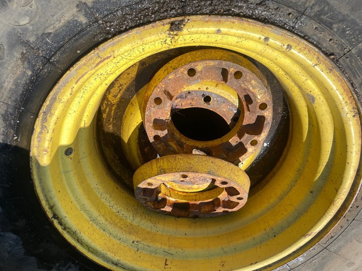 #4689-•-(2)-firestone-25"-tires-image-6