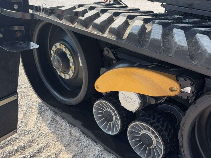 2021-claas-lexion-760-image-25
