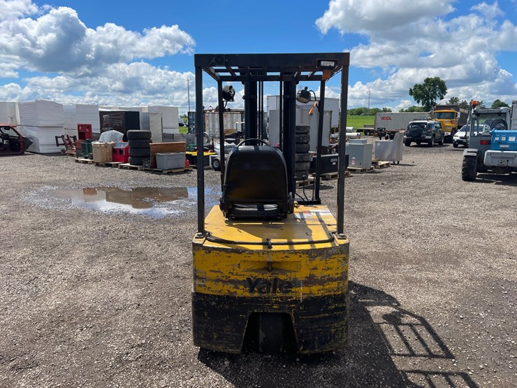 #2407-•-yale-electric-forklift-image-6