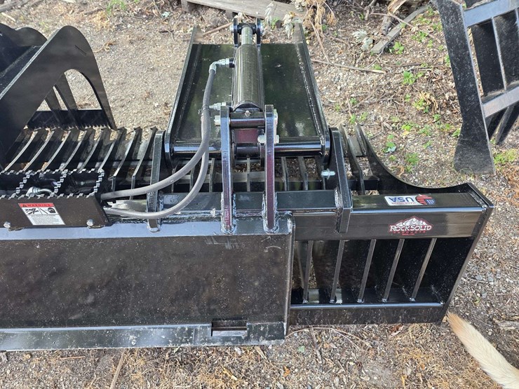 rock-solid-xhd-series-84”-heavy-duty-rock-bucket,-weights-1,700lbs,-made-from-½”-ar500-steel,-made-f-image-10