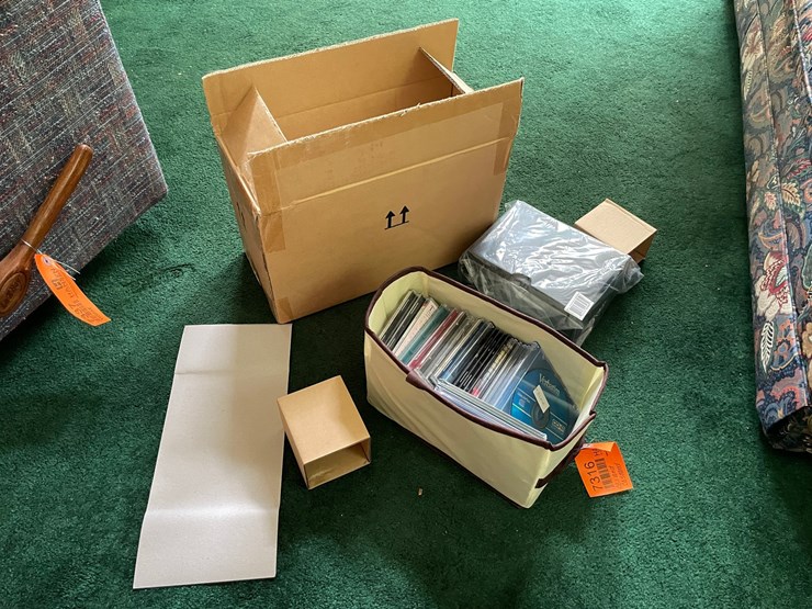 #7316-•-cds-and-cd-organizer-image-2