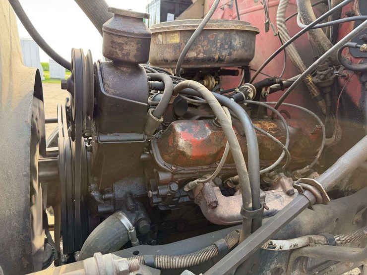 1979-ihc-1700-single-axle-grain-truck,-15’-steel-box-with-622-schwarts-hoist,-steel-floor,-136k-mile-image-47