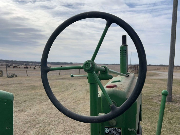 john-deere-model-b-image-43