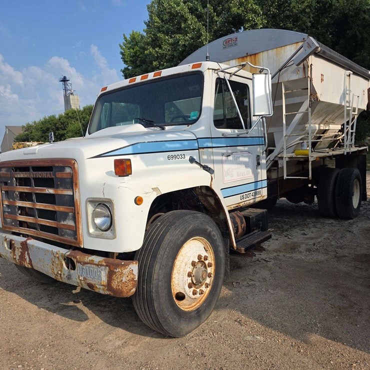 1985 CASE IH 200