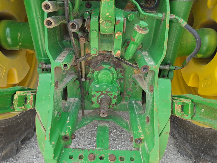 john-deere-8285r-image-15