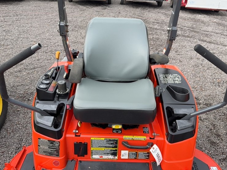 kubota-zd331-image-6