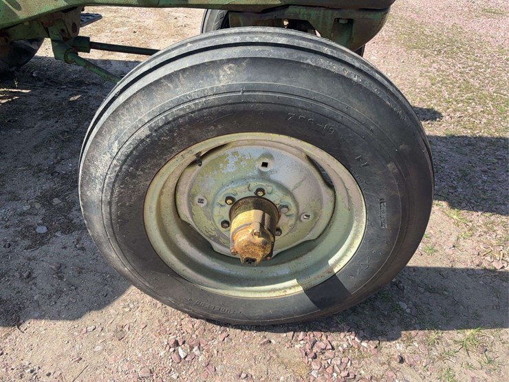 john-deere-720-image-128