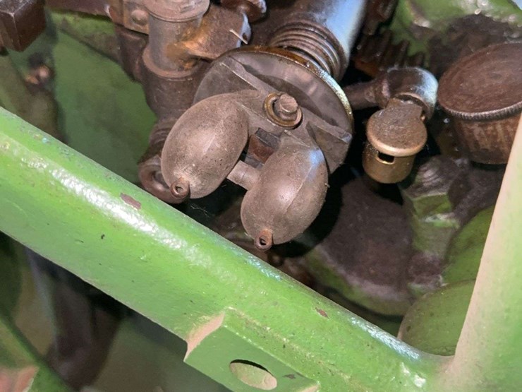 root-and-vandervoort-john-deere-4-horse-hit-and-miss-engine-with-cart-image-20