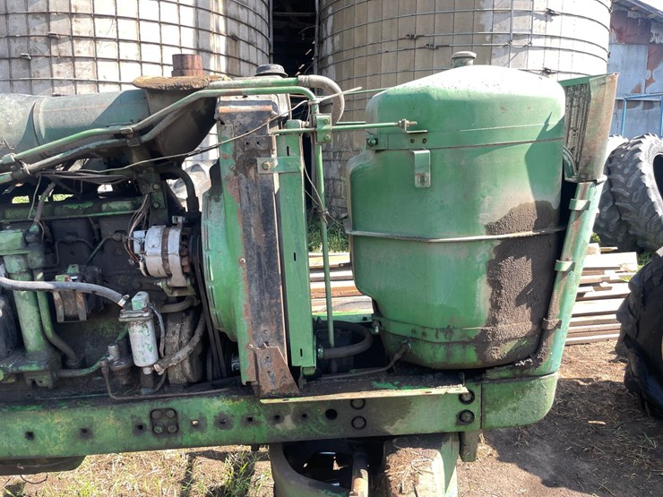 john-deere-4520-image-17