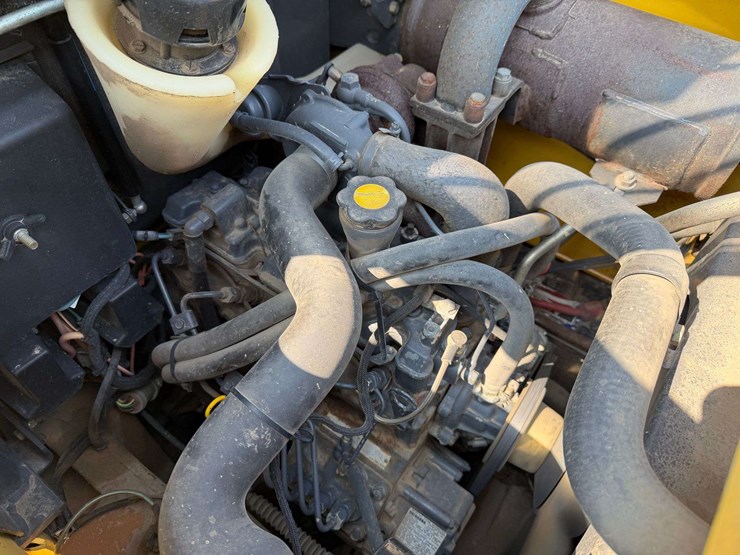 2001-new-holland-ls170-image-14