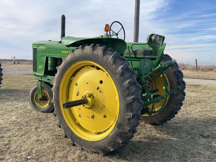 john-deere-60-image-3