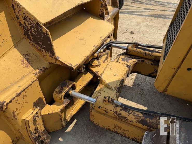 deere-550-image-11