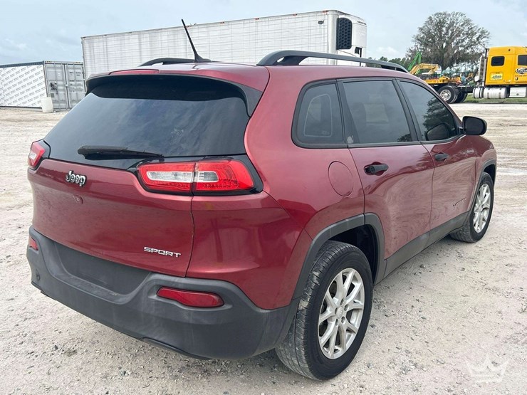 2015-jeep-cherokee-image-3