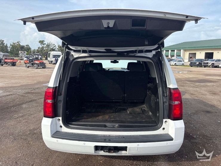 2019-chevrolet-tahoe-image-21