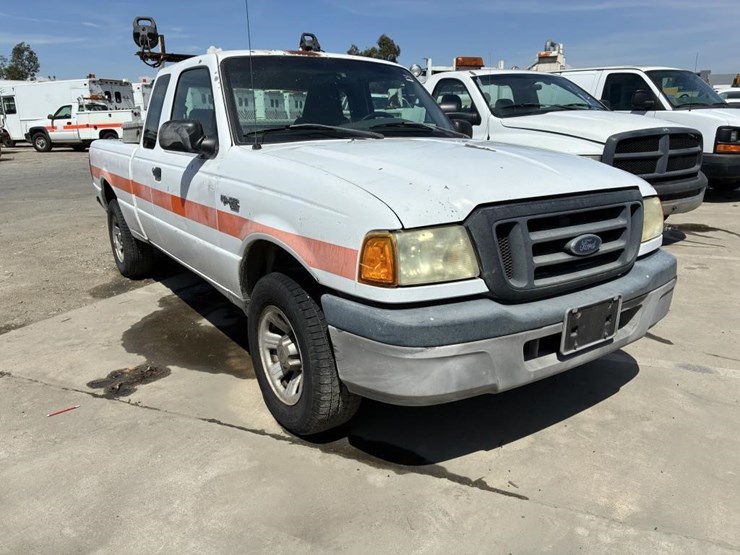 2005-ford-ranger-image-2