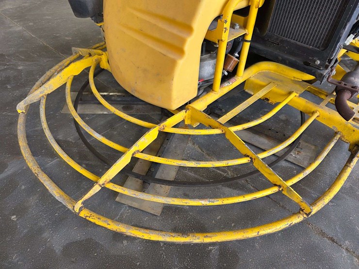 2006-wacker-crt48-ride-on-trowel,-48”,-vanguard/daihtsu-dm950g-gas-engine,-452.9-hours,-comes-with-t-image-12