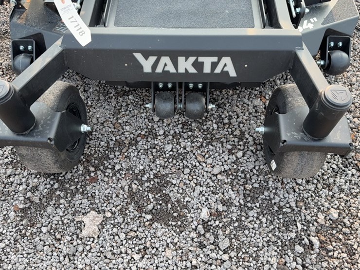 #3097-•-yakta-yxr-320-zero-turn-mower-image-4