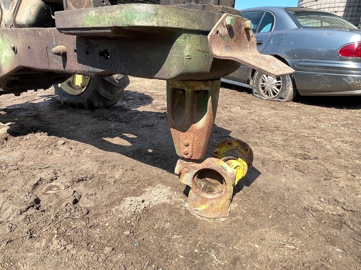 john-deere-70-image-19