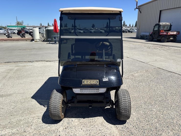 ez-go-electric-utility-cart-image-6