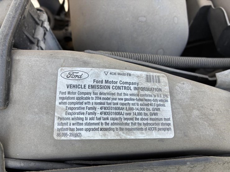 2004-ford-f350-image-9