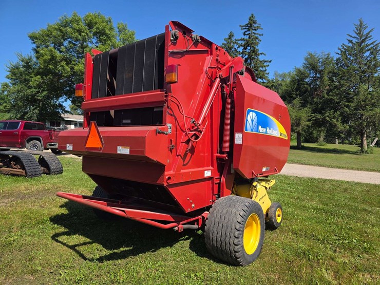new-holland-br7090-image-8