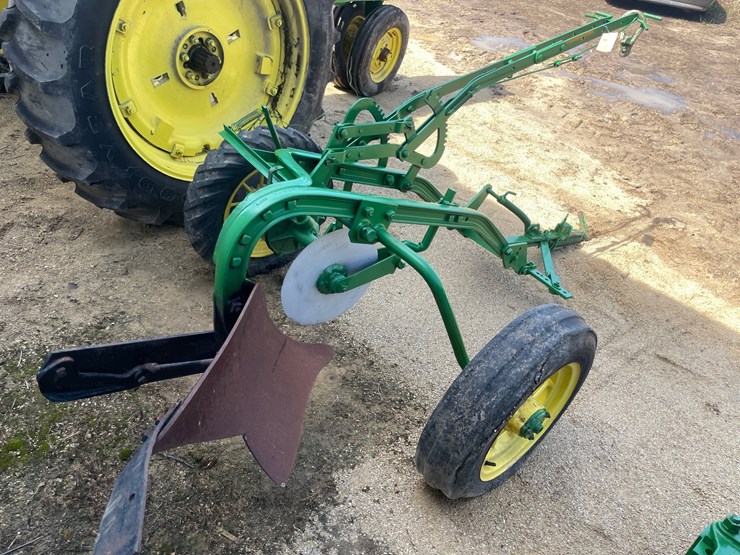 #4684-•-john-deere-sinlge-bottom-plow-image-5