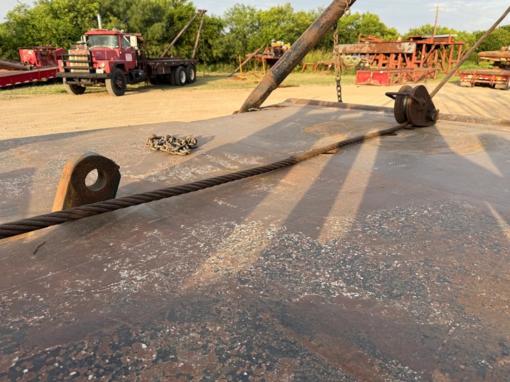 2013-peterbilt-367-image-13