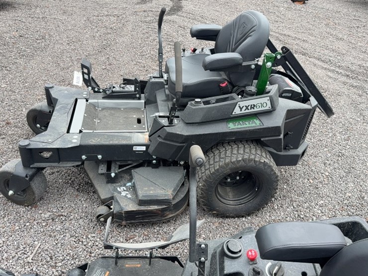 #3068-•-yakta-yxr-610-zero-turn-mower-image-12