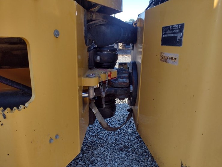 caterpillar-cb34xw-image-21