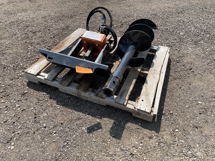 #4521-•-wolverine-mini-skidsteer-auger-image-1