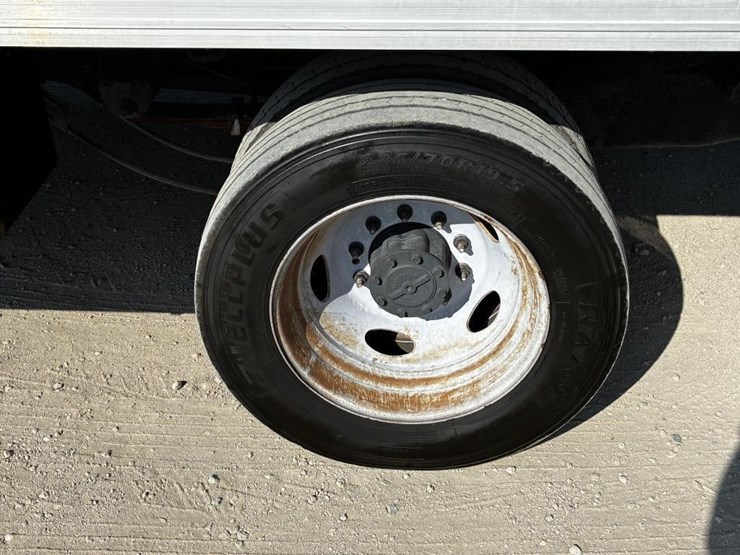 2018-ford-f550-xlt-image-9