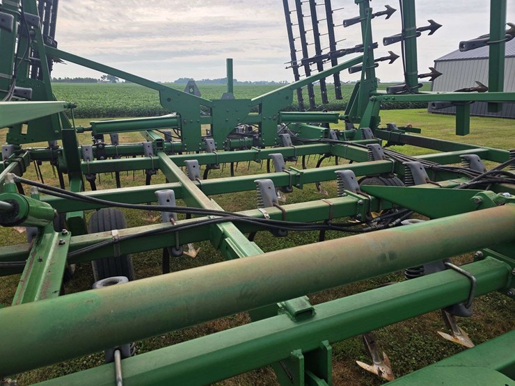 john-deere-2210-image-54