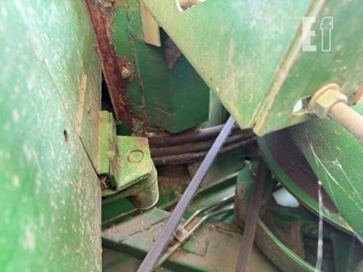1993-john-deere-9600-image-37