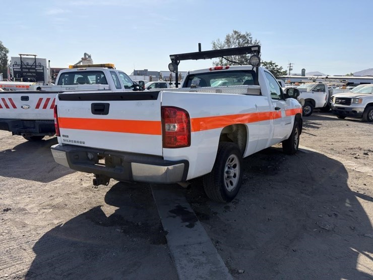 2009-chevrolet-silverado-1500-image-3