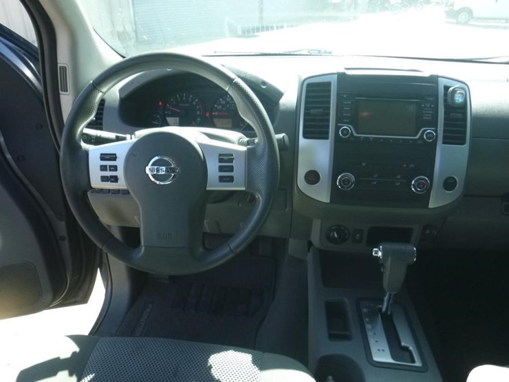 2018-nissan-frontier-image-9