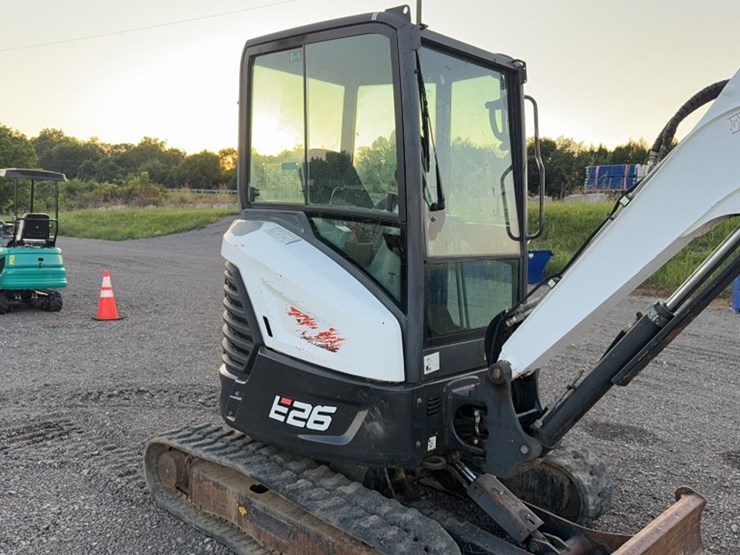 bobcat-e26-image-8