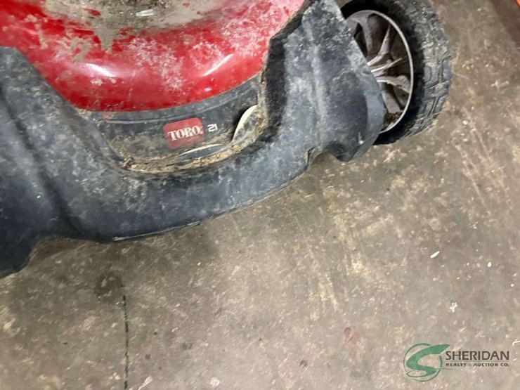 toro-21"-lawn-mower-image-3