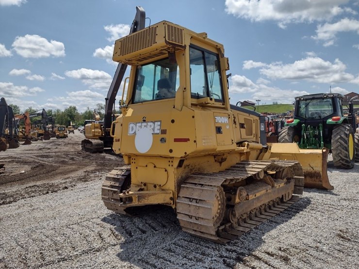 deere-700h-lt-image-38